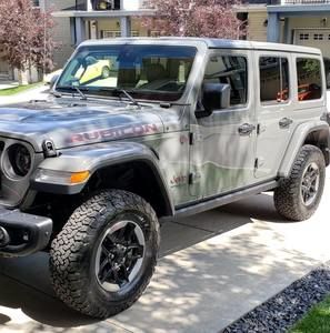 Meet your Posher, Vinoy